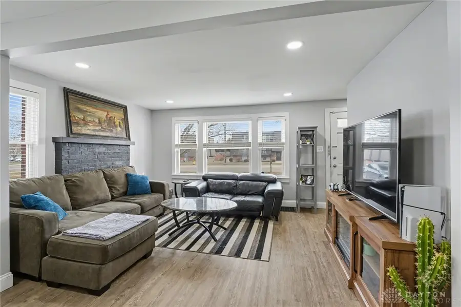 77 S Brown School Road, Vandalia, OH 45377 - #2