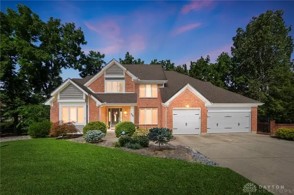 449 Ridge Line Court, Dayton, OH 45458