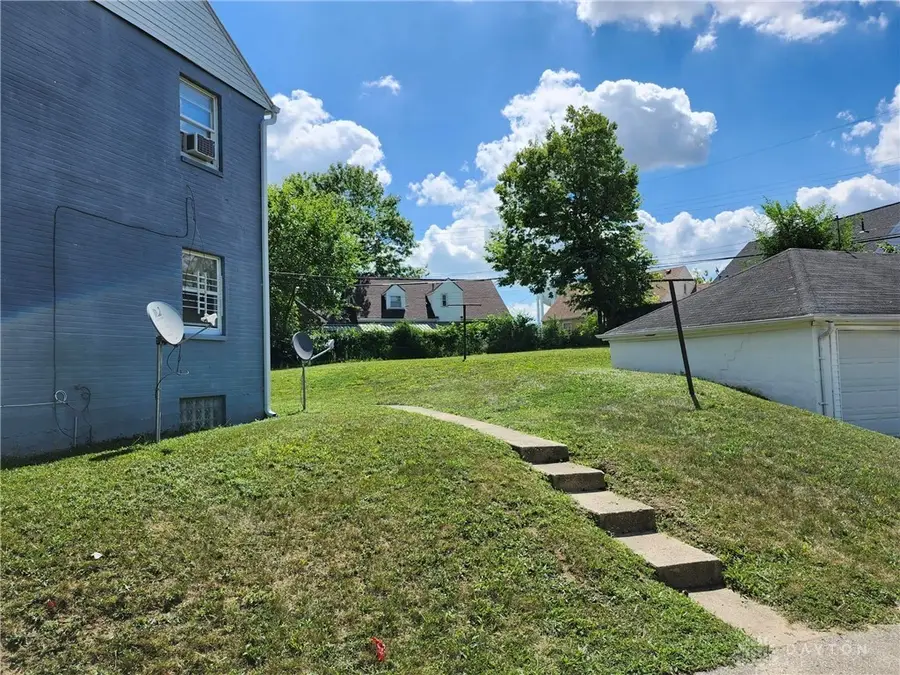 2312 Davue Circle, Dayton, OH 45406 - #2