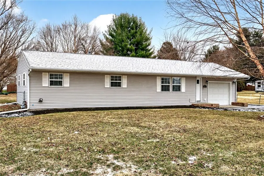 212 Robert Lane, Xenia, OH 45385 - #3