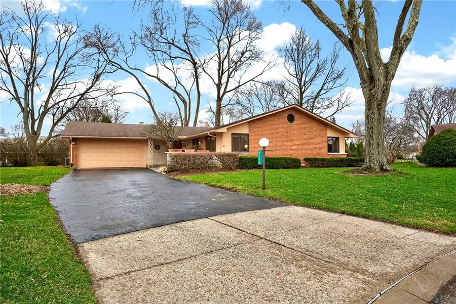 5136 Creekmore Court, Kettering, OH 45440 - #2