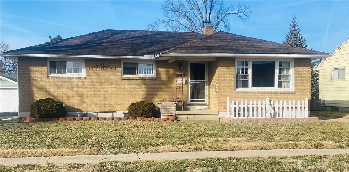 409 Grant Street, Fairborn, OH 45324 - #1