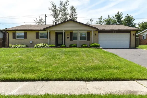 213 Porter Drive, Englewood, OH 45322
