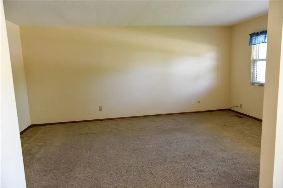 213 Porter Drive, Englewood, OH 45322 - #3