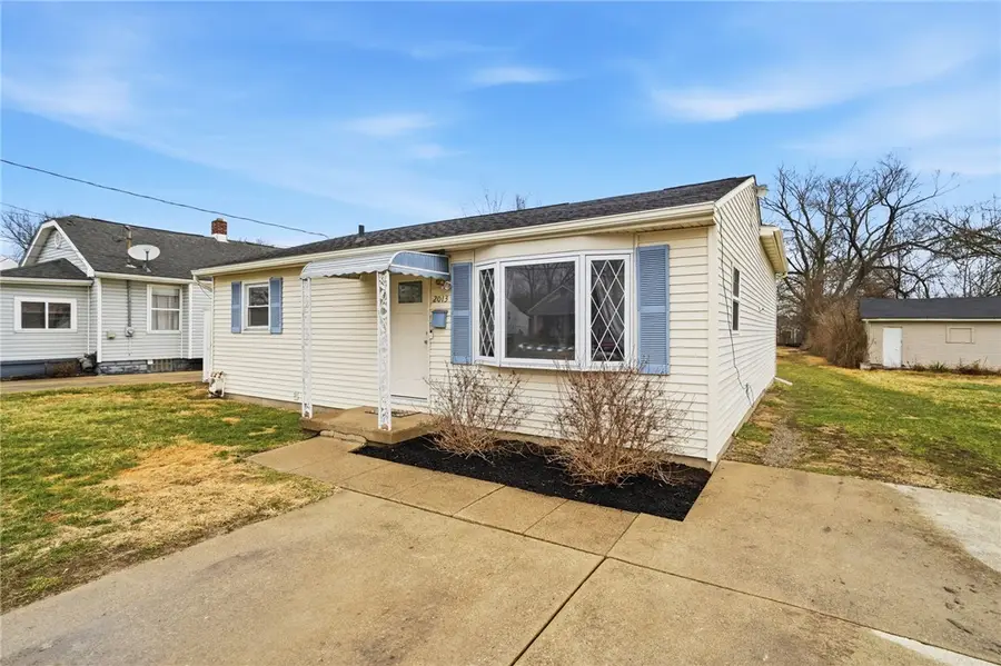 2013 Lamberton Street, Middletown, OH 45044 - #2