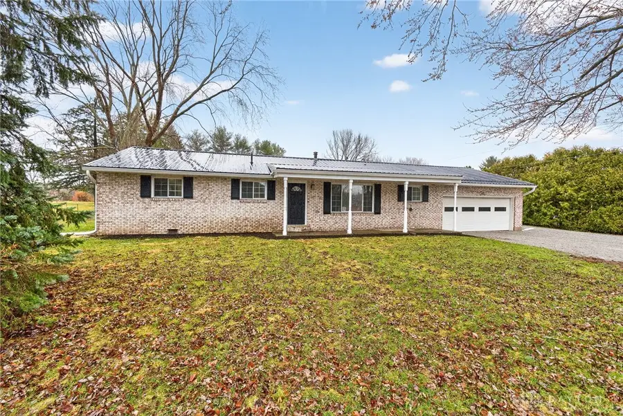 345 Valleyview Drive, Troy, OH 45373 - #2