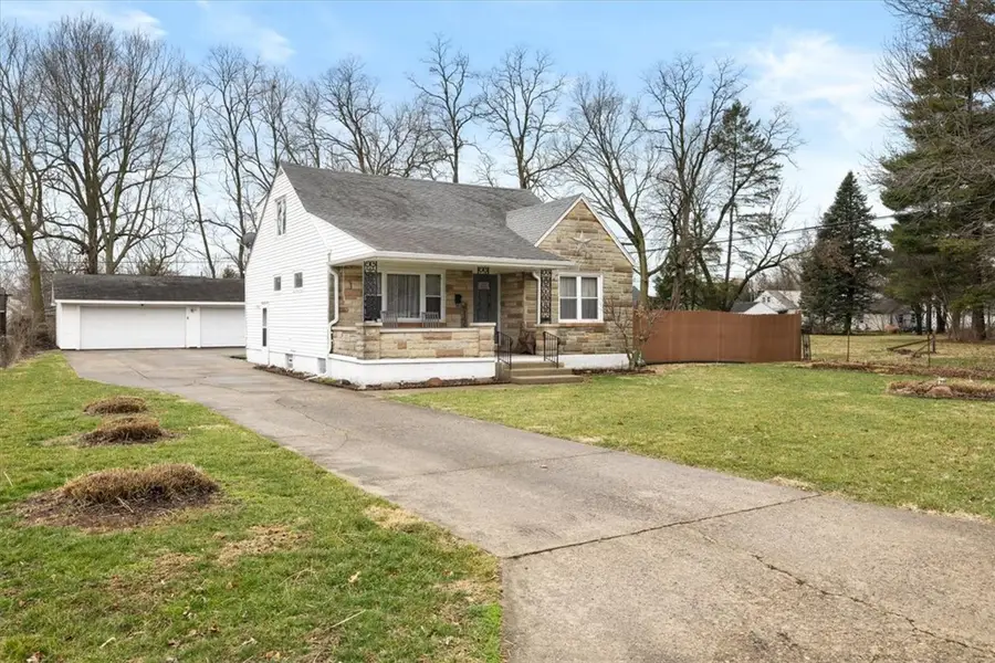 21 Medway Drive, Medway, OH 45341 - #3