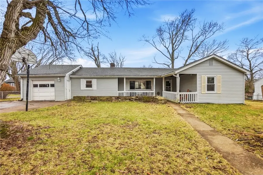 1300 Edwards Drive, Tipp City, OH 45371 - #3