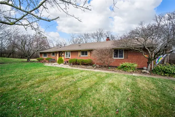 205 Sheldon Drive, Centerville, OH 45459