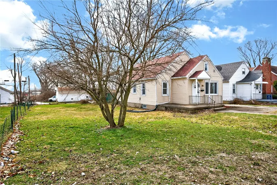 2822 W Hillcrest Avenue, Dayton, OH 45406 - #2