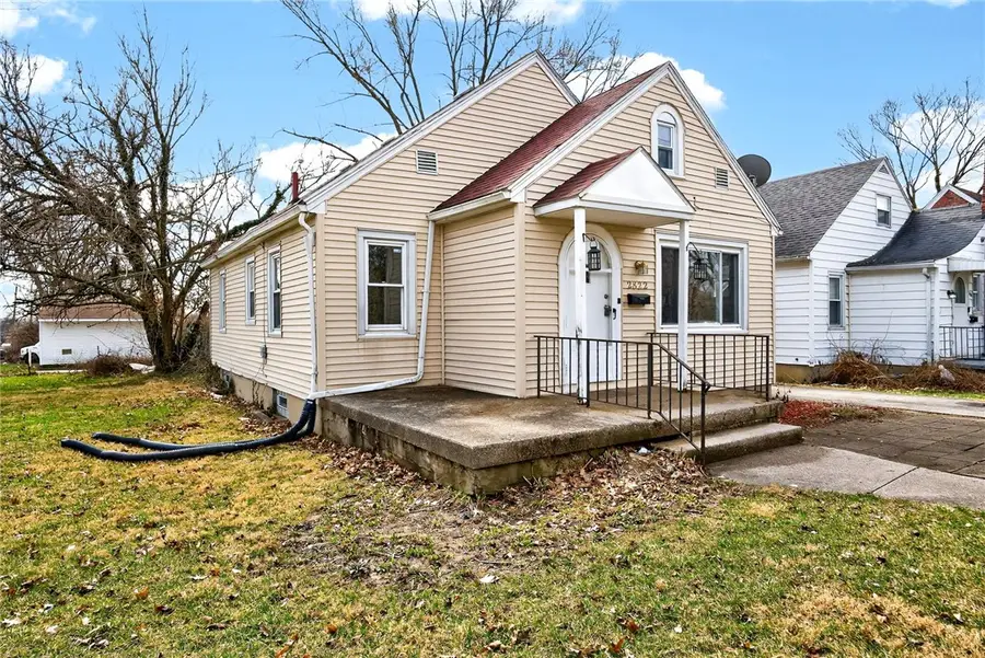 2822 W Hillcrest Avenue, Dayton, OH 45406 - #3