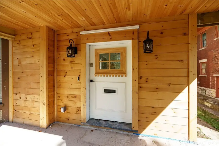 1045 W Grand Avenue, Dayton, OH 45402 - #3