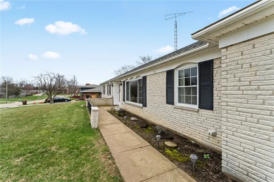 528 Blue Jay Drive, Vandalia, OH 45377 - #2