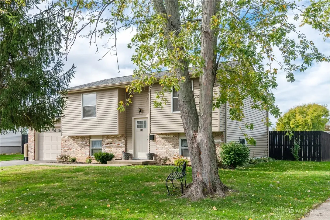 102 Calmont Farm Circle, Englewood, OH 45322 - #1