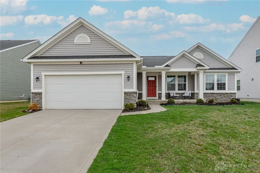 9379 Lakeside Street, Tipp City, OH 45371 - #2