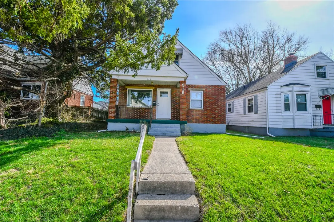816 S Smithville Road, Dayton, OH 45403 - #1