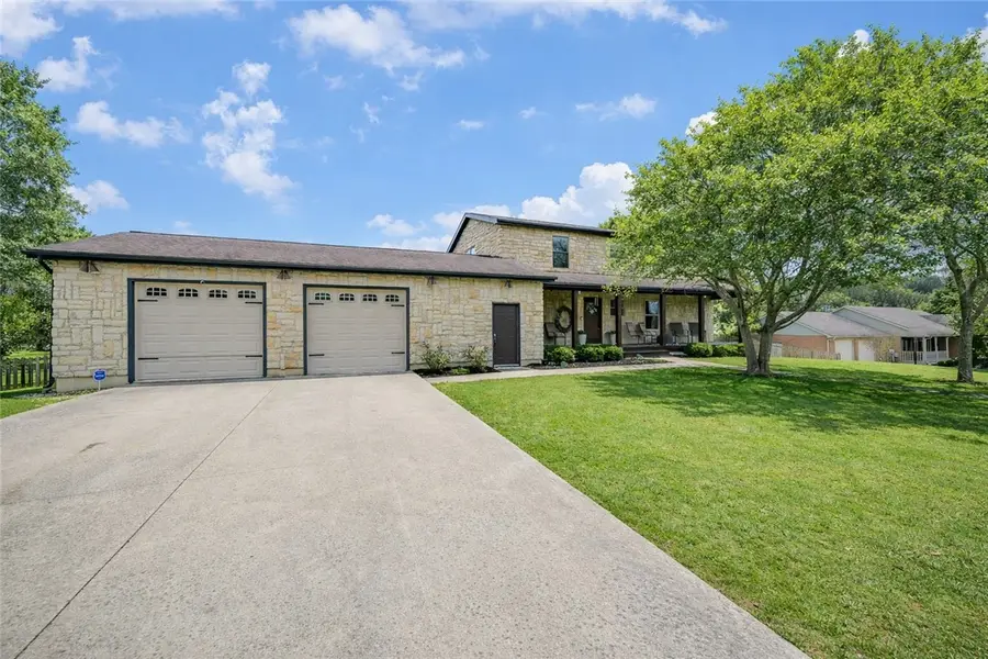 780 W Eva Circle, Springfield, OH 45504 - #3