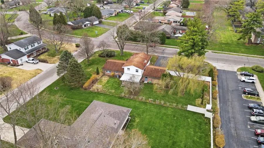 190 N Village Drive, Centerville, OH 45459 - #3