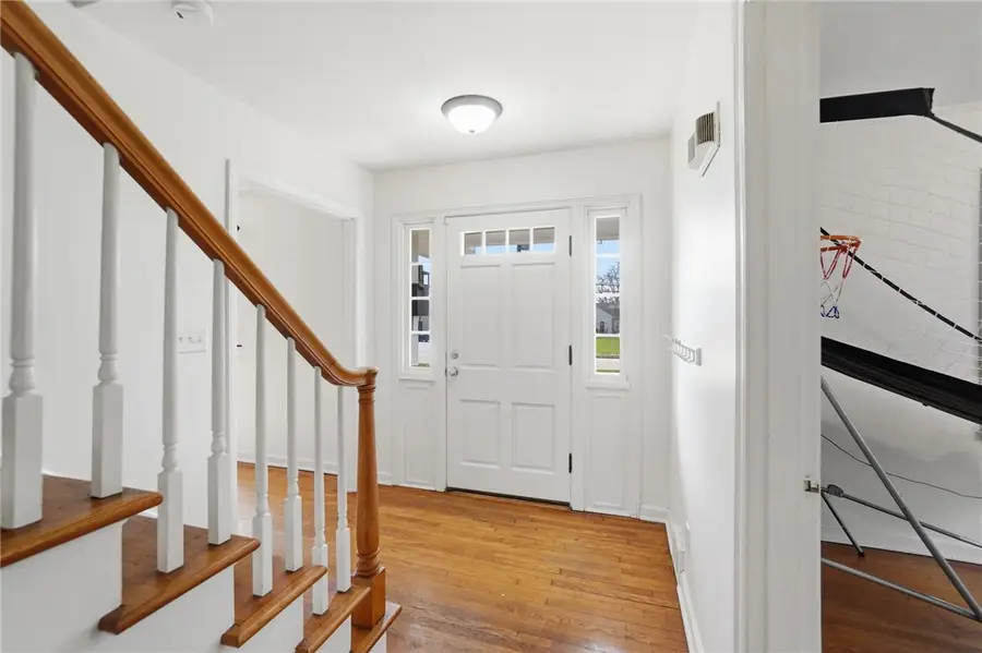 271 E Main Street, New Lebanon, OH 45345 - #3