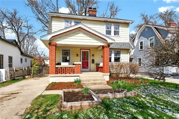 305 Orchard Drive, Oakwood, OH 45419