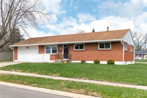 3801 Valleywood Drive, Kettering, OH 45429