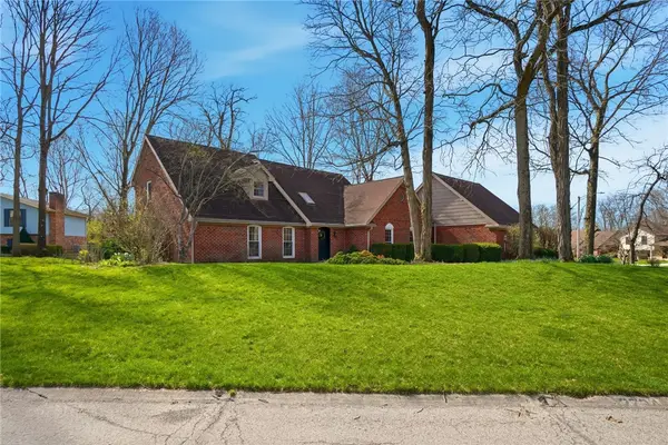 2734 Cricket Woods Drive, Butler Twp, OH 45414