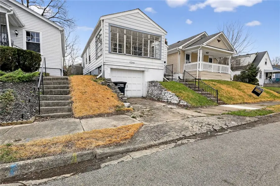 4246 Pleasant View Avenue, Dayton, OH 45420 - #3