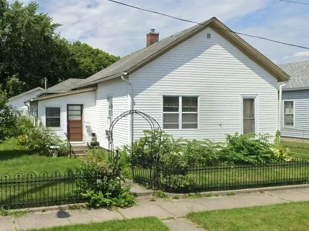 221 1st Street, Piqua, OH 45356 - #1