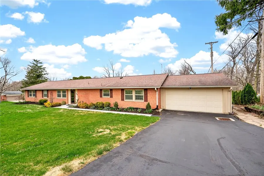 5590 Folkestone Drive, Washington, OH 45459 - #2