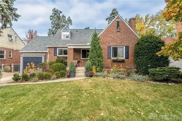 213 E Dorothy Lane, Kettering, OH 45419