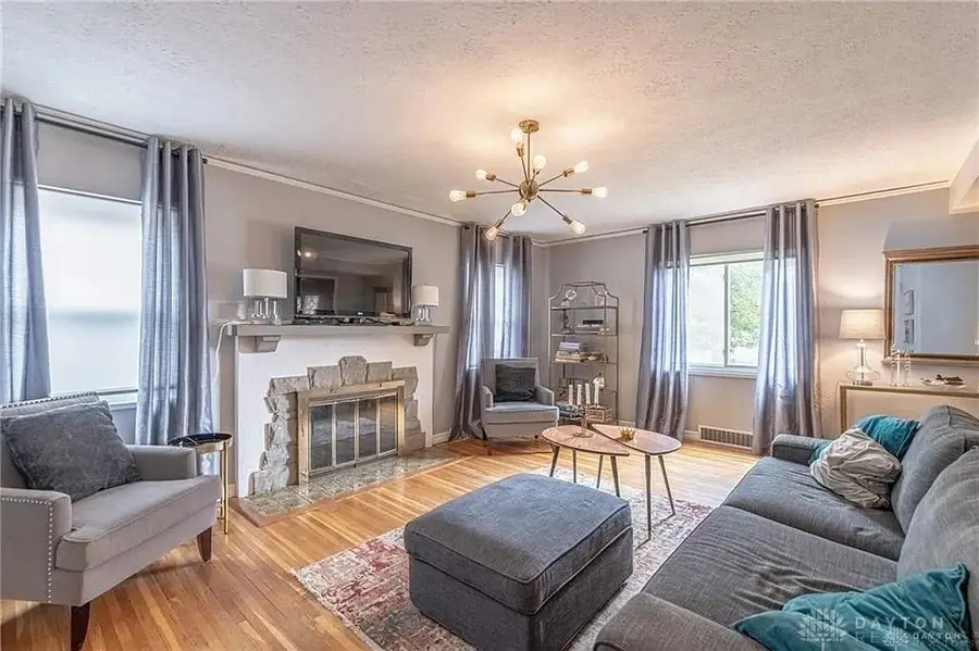 213 E Dorothy Lane, Kettering, OH 45419 - #2