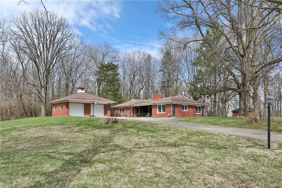 375 N Fostoria Avenue, Springfield, OH 45503 - #3