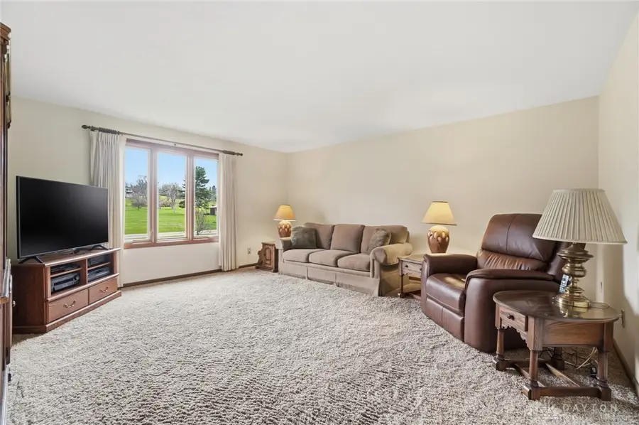 1565 Kingsway Drive, Sandusky, OH 45385 - #3