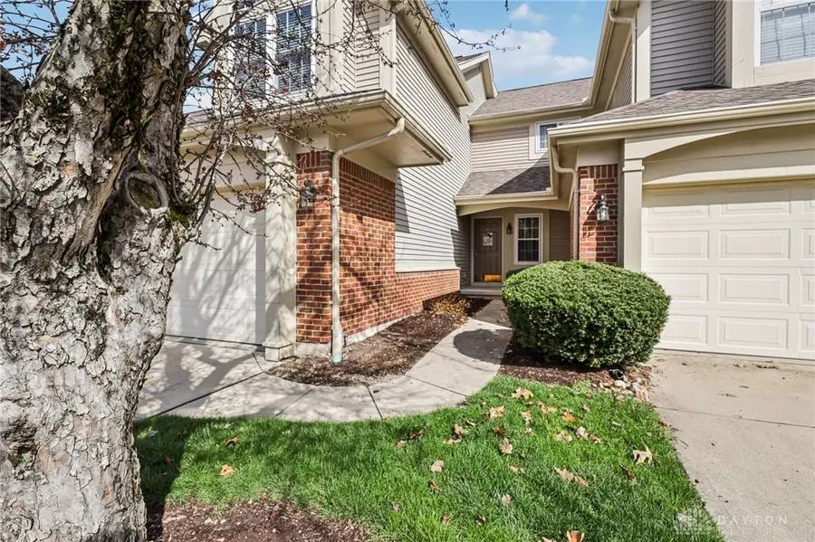 3896 W Summit Ridge Drive, Beavercreek, OH 45439 - #3