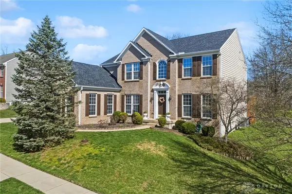 2432 Forest Oaks Drive, Beavercreek, OH 45431