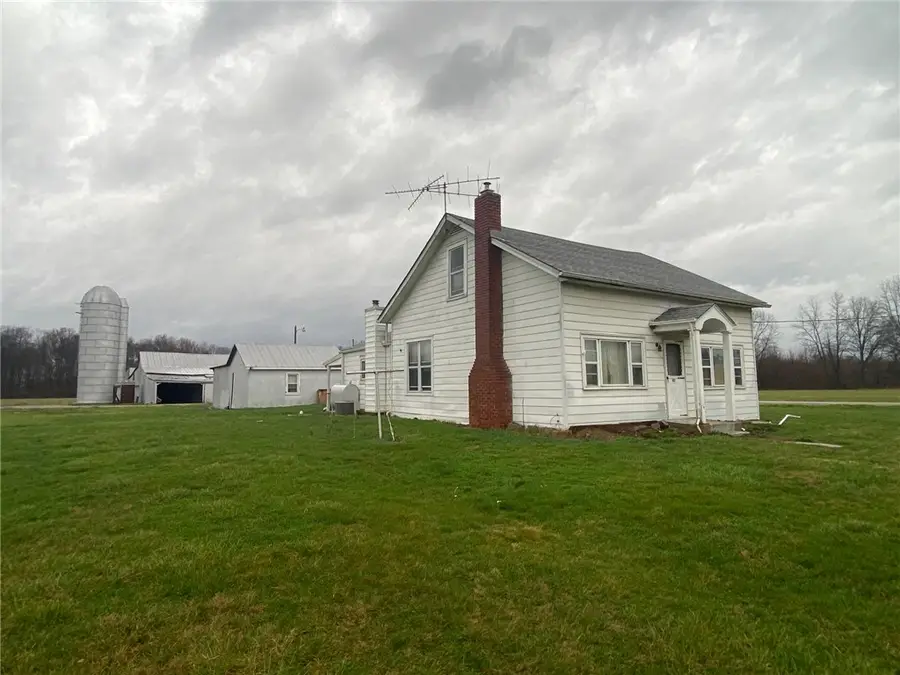 8691 Luck Street, Pleasant Plain, OH 45162 - #2