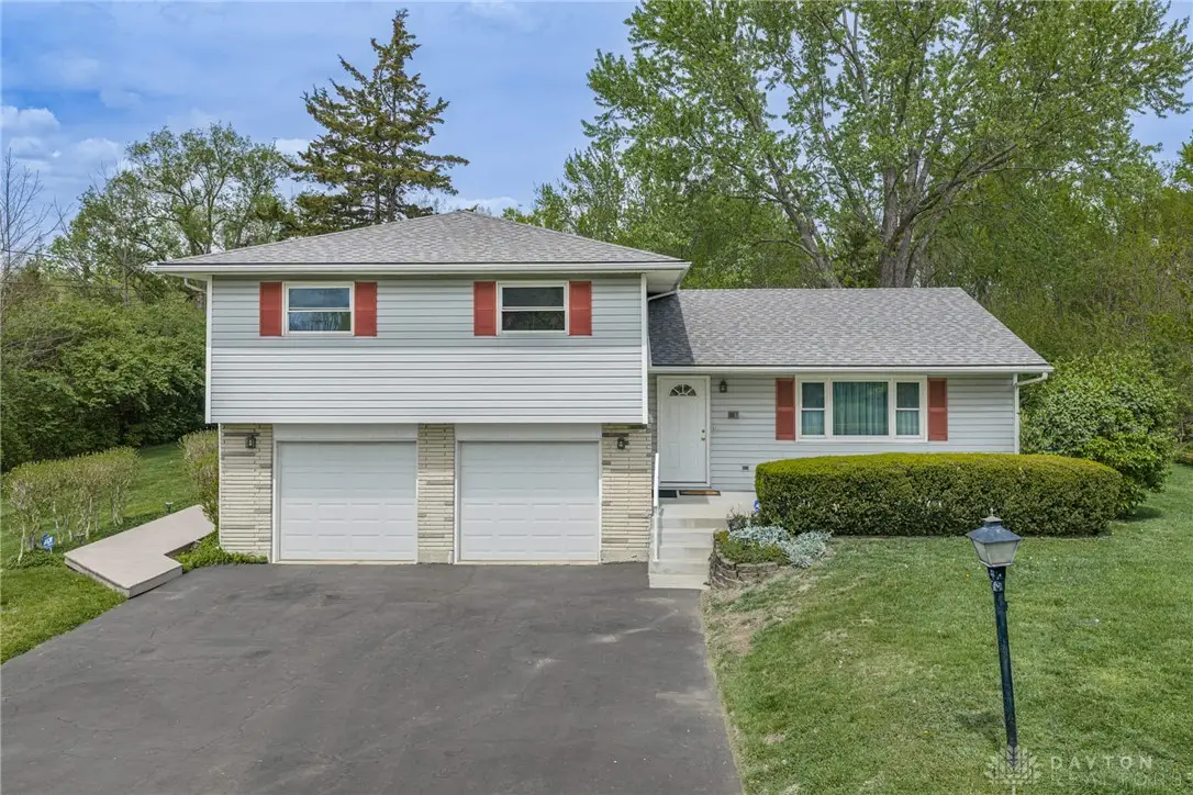 6915 Salem Avenue, Clayton, OH 45315 - #1