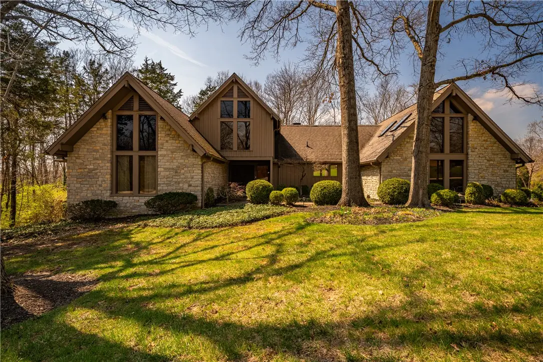 6853 Cloister Cliffs Drive, Madison, OH 45042 - #1