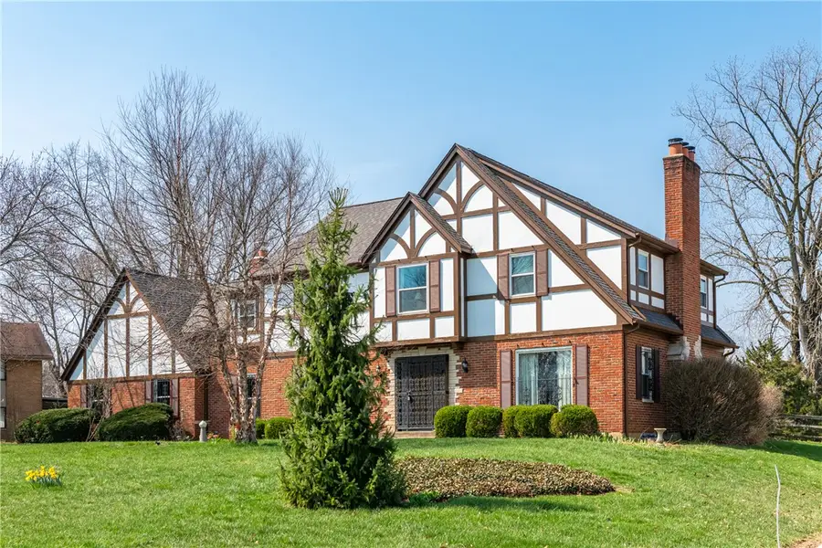 6571 Swissway Drive, Miami, OH 45459 - #2