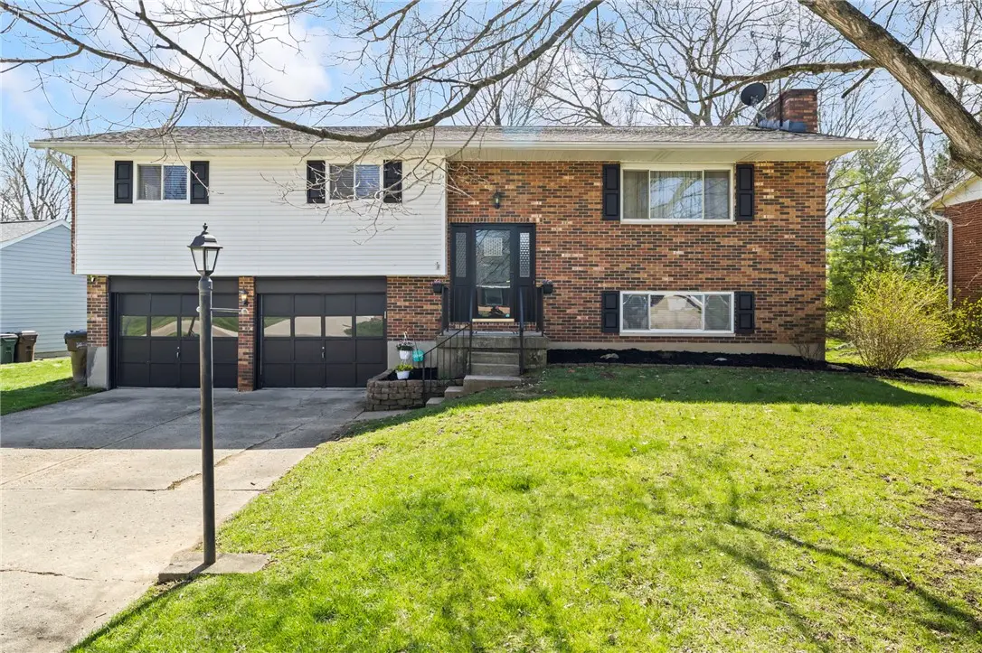 215 Lindell Drive, Germantown, OH 45327 - #1