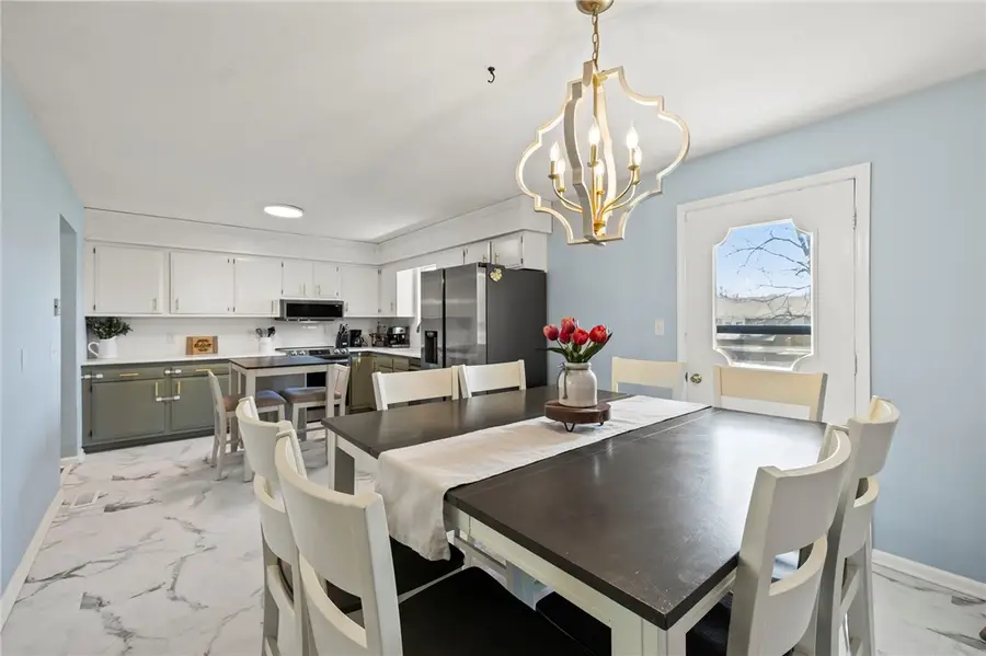 215 Lindell Drive, Germantown, OH 45327 - #3