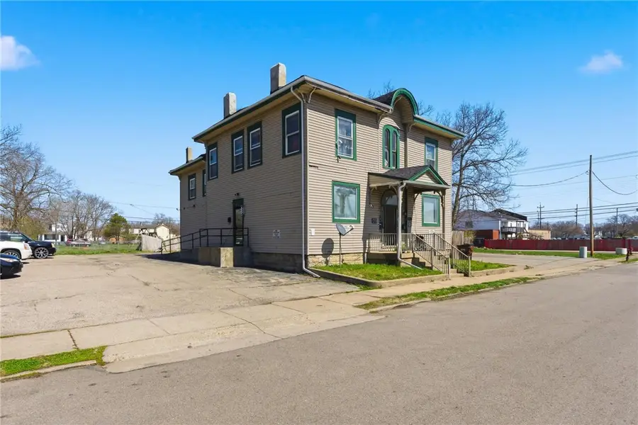 933 8th Avenue, Middletown, OH 45044 - #3