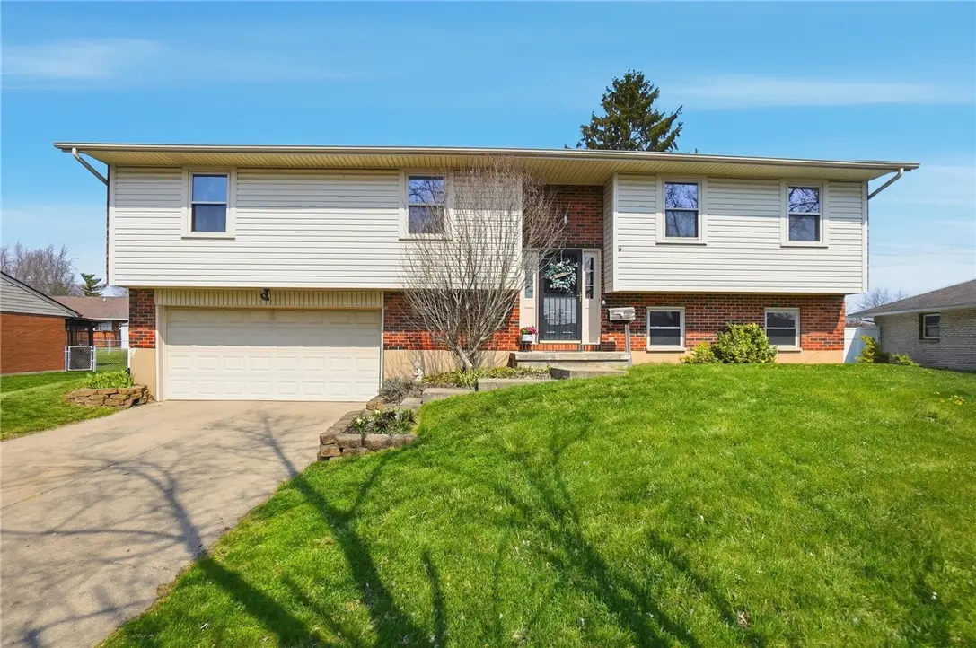 1221 Nassau Drive, Miamisburg, OH 45342 - #1