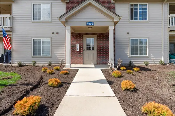 1800 Waterstone Boulevard #207, Washington Twp, OH 45342