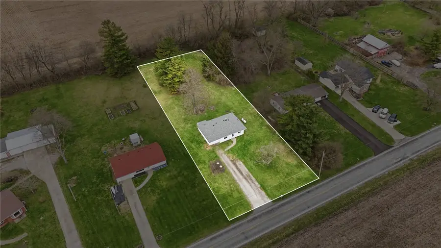 1166 W Sparrow Road, Springfield, OH 45502 - #2