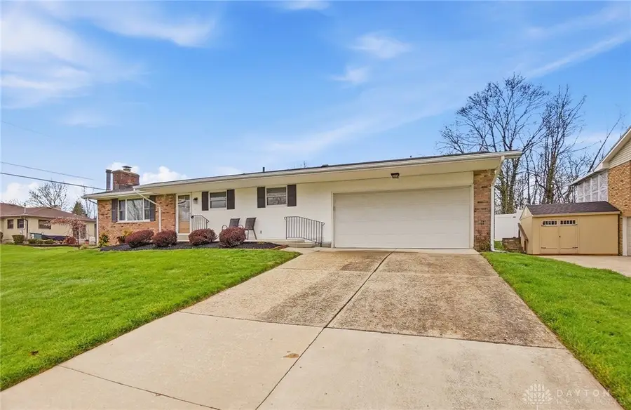 1628 Yorkshire Court, Springfield, OH 45503 - #3