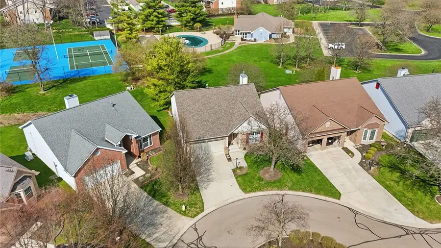 1427 Weatherfield Court, Centerville, OH 45459 - #2