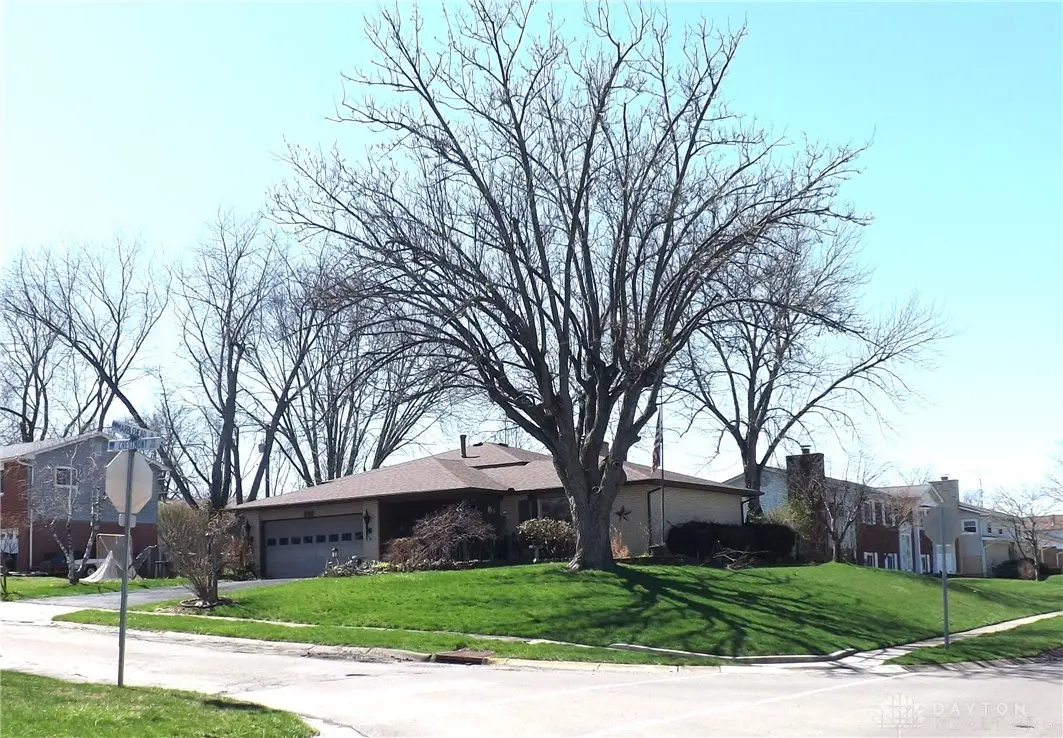 801 Crestmont Drive, Riverside, OH 45431 - #1