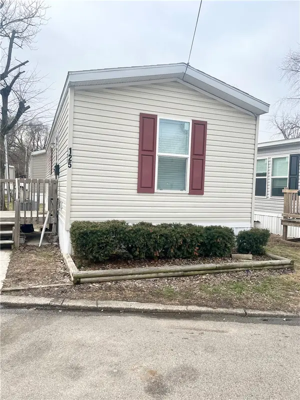 125 Blackberry Road, Dayton, OH 45431