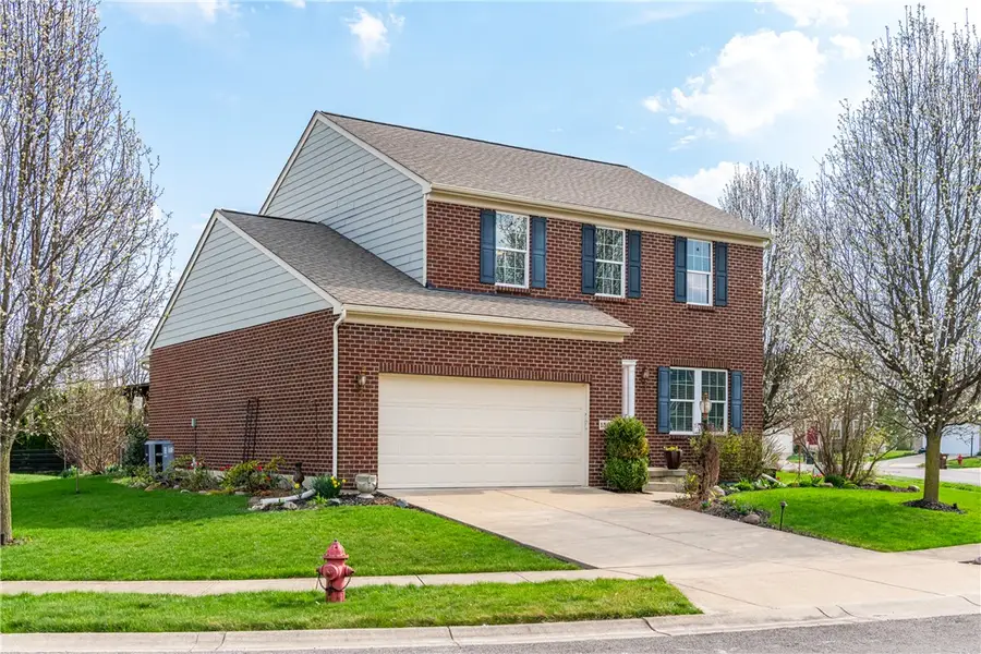 1563 N Wood Creek Drive, Newark, OH 45458 - #2